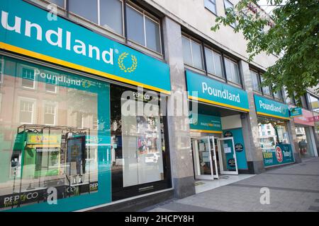 Il negozio Poundland di Nottingham nel Regno Unito Foto Stock