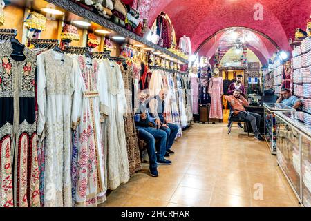 The Interior of A Womens Clothes Shop, Downtown Amman, Amman, Jordan. Foto Stock