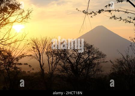 Nicaragua Isola di Ometepe - Vista al Concepcion Vulcano - Concepcion Vulcano Foto Stock