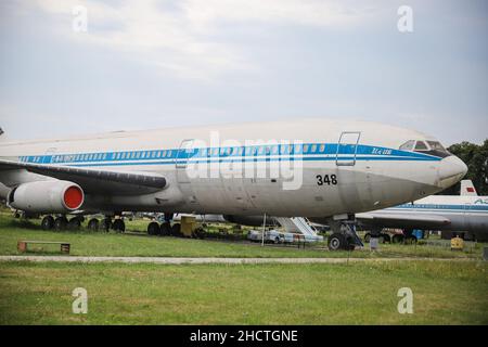 KIEV, UCRAINA - 01 AGOSTO 2021: Aeroflot Ilyushin il-86 esposto al Museo dell'Aviazione statale di Oleg Antonov Foto Stock