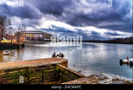 Primo blocco sul vecchio canale C & o che conduce dal fiume Potomac a georgetown, Washington DC. Foto Stock