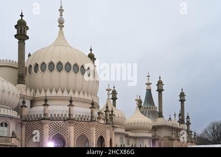 Royal Pavilion, Brighton, costa meridionale dell'Inghilterra, contea del Sussex orientale Foto Stock