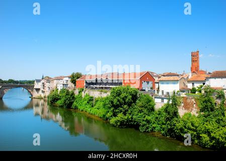 Villeneuve-sur-Lot paesaggio al fiume Foto Stock