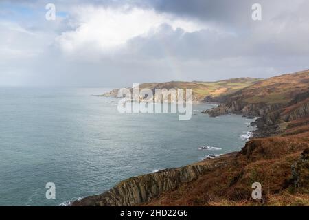 Vista di Rockham Bay a Bull Point, South West Coast Path, North Devon, Regno Unito Foto Stock