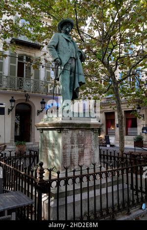 Statua di Frederic Mistral, premio nobel autore, Arles, Provenza, Francia Foto Stock