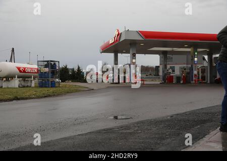 Tanken a Polen ab sofort noch günstiger. Die polnische Regierung sowie sowie sowie sowie sowie sowie sowie sowie sowie sowie sowie sowie sowie sowie sowie sowie sowie sowie sowie sowie sow Angesicht Foto Stock