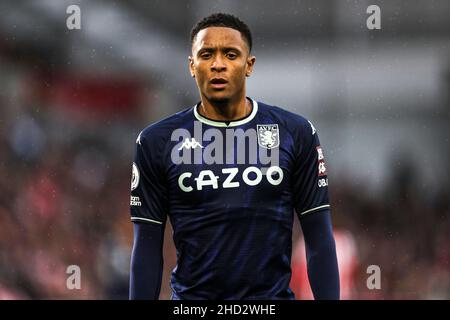 Londra, Inghilterra, 2nd gennaio 2022. Ezri Konsa di Aston Villa in azione durante la partita della Premier League al Brentford Community Stadium di Londra. Il credito d'immagine dovrebbe leggere: Kieran Cleeves / Sportimage Credit: Sportimage/Alamy Live News Foto Stock