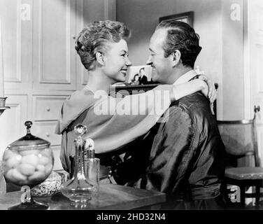 Mitzi Gaynor, David Niven, on-set of the Film, 'Happy Anniversary', United Artists, 1959 Foto Stock