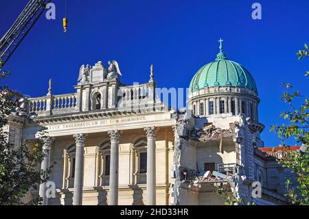 Terremoto danneggiato Cattedrale del Santissimo Sacramento, Barbadoes Street, Christchurch, Canterbury, Nuova Zelanda Foto Stock