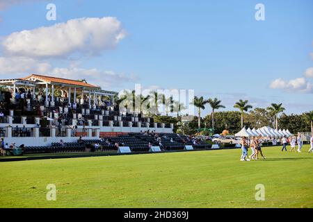 Wellington, Stati Uniti. 02nd Jan 2022. Iglehart Cup finale tra la Fe Polo Team e Beverly Polo nell'International Polo Club. Credit: Yaroslav Sabitov/YES Market Media/Alamy Live News Foto Stock