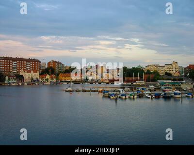 Il lungomare della città di Karlskrona in Svezia Foto Stock