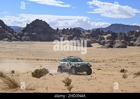 218 Seaidan Yasir (sau), Kuzmich Alexey (rus), YBS-X-RAID, Mini John Cooper Works Rally, Auto FIA T1/T2, in azione durante la tappa 1B del Dakar Rally 2022 intorno a Hail, il 2nd gennaio 2022 a Hail, Arabia Saudita - Foto: Gigi Soldano/DPPI/LiveMedia Foto Stock