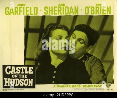 ANN SHERIDAN e JOHN GARFIELD in CASTLE ON THE HUDSON (1940), diretto DA ANATOLE LITVAK. Credit: WARNER BROTHERS / Album Foto Stock