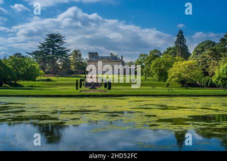 La Melbourne Hall si trova di fronte al Great Basin. Foto Stock