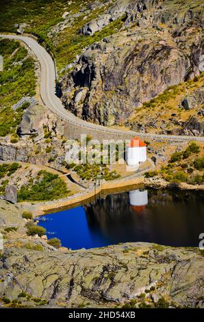 Lagoa do Covao in Serra da Estrela, Portugal Foto Stock