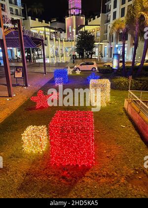 LUCI di strada DI NATALE a Funchal, Madeira. Foto: Tony Gale Foto Stock