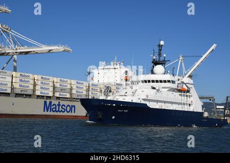 Ricerca / Survey Vessel Sally Ride nel porto di Oakland, California. La nave è stata sottoposta a riparazioni a Bay Ship, Alameda. Scripps Istituto di Oceanografia Foto Stock