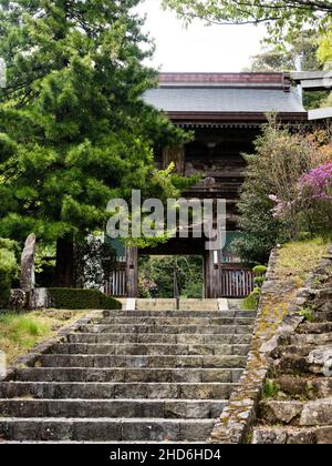 Kochi, Giappone - 6 aprile 2018: Porte di Konomineji, tempio numero 27 di Shikoku pellegrinaggio Foto Stock