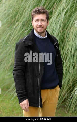 Roma, Italia. 04th Jan 2022. Alessandro Roja partecipa alla fotocellula della serie televisiva Rai non mi lasciare nel giardino interno del centro Rai Viale Mazzini. Credit: SOPA Images Limited/Alamy Live News Foto Stock