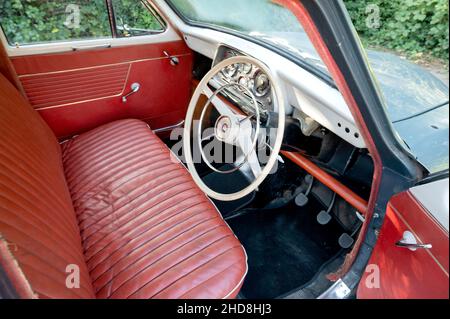 1959 Hillman Minx classica auto britannica per famiglie Foto Stock