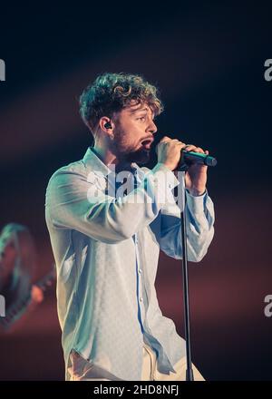 Tom Grennan si esibisce all'evento Hits radio Live di Liverpool Foto Stock