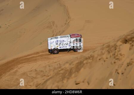 534 Bowens Igor (bel), Boerboom Ulrich (bel), Wade Syndiely (sen), Gregoor Racing Team, Iveco T-Way, T5 FIA Camion, in azione durante la tappa 3 del Rally Dakar 2022 tra al Artawiya e al Qaysuma, il 4th 2022 gennaio ad al Qaysuma, Arabia Saudita - Foto: Gigi Soldano/DPPI/LiveMedia Foto Stock