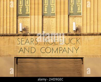 Il negozio Art Deco Sears Roebuck and Co è chiuso a Flatbush Brooklyn, New York Foto Stock