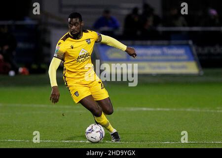 Sutton, Regno Unito. 04th Jan 2022. Enzio Boldewijn di Sutton United durante la partita EFL Papa JohnÕs Trophy tra Sutton United e Colchester United a Gander Green Lane, Sutton, Inghilterra, il 4 gennaio 2022. Foto di Carlton Myrie. Solo per uso editoriale, licenza richiesta per uso commerciale. Nessun utilizzo nelle scommesse, nei giochi o nelle pubblicazioni di un singolo club/campionato/giocatore. Credit: UK Sports Pics Ltd/Alamy Live News Foto Stock