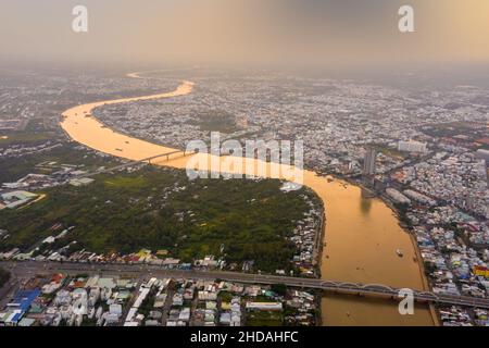 Vista aerea del centro di Can Tho, la città più grande del Delta del Mekong Foto Stock