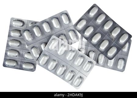 Pillole mediche bianche in blister isolato su bianco con percorso di taglio Foto Stock