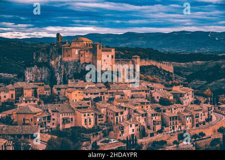 Alquezar, borgo medievale nella provincia di Huesca, Spagna Foto Stock
