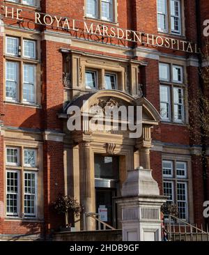 Facciata dell'ospedale Royal Marsden in Fulham Road, Kensington, Londra; un centro specializzato per il trattamento del cancro; progettato da John Young & Son nel 1910 Foto Stock