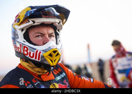 Riyadh, Arabia Saudita - 05/01/2022, Price Toby (aus), Red Bull KTM Factory Racing, KTM 450 Rally Factory Replica, Moto, W2RC, ritratto al via, DSS durante la tappa 4 del Dakar Rally 2022 tra al Qaysumah e Riyadh, il 5th 2022 gennaio a Riyadh, Arabia Saudita - Foto: Julien Delfosse/DPPI/LiveMedia Foto Stock