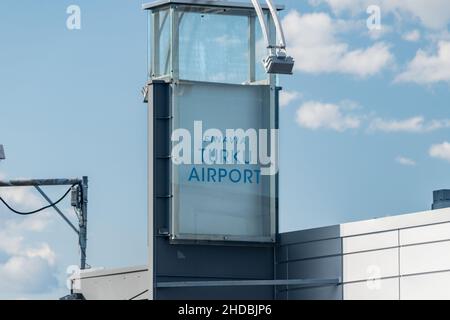 Turku, Finlandia - 6 agosto 2021: Emblema dell'aeroporto di Finavia Turku. Foto Stock