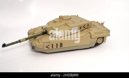 Primo piano di un Challenger FV4034 in miniatura 2, un carro armato di battaglia principale britannico di terza generazione Foto Stock