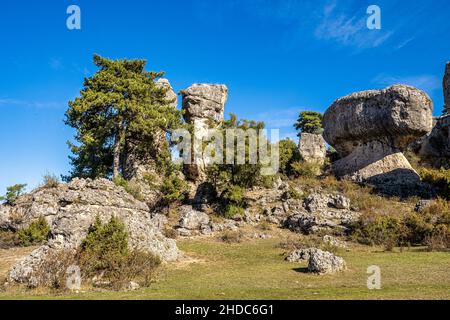 Formazioni carsiche nel parco Los Callejones de las Majadas, Cuenca, Spagna. Los Callejones rotta nella Serrania de Cuenca montagne, Castiglia la Manc Foto Stock