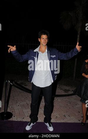 MIAMI BEACH, FL - 26 MARZO 2008 :il tennista professionista Novak Djokovic arriva alla festa dei giocatori Sony Ericsson al nightclub Opium 26 Marzo 2008 a Miami Beach, Florida persone: Novak Djokovic Credit: Storms Media Group/Alamy Live News Foto Stock