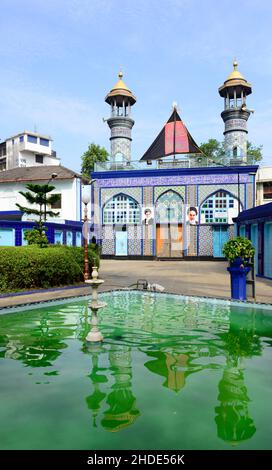 La moschea iraniana di Imamwada Bhendi Bazar a Mumbai, India. Foto Stock