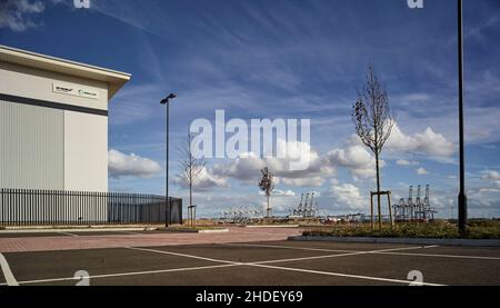 Centro di distribuzione, Maersk Trucking, DP World London Gateway Foto Stock