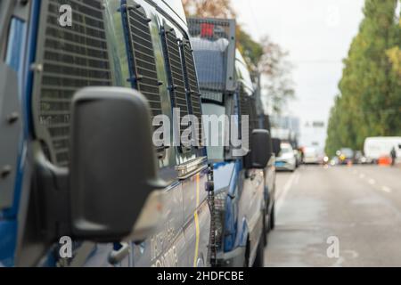 Polizia autobus speciale per le unità di trasporto. Kiev, Ucraina. Foto Stock