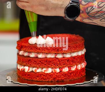 torta, panificio, tubo di pasticceria, torte, panifici, negozio di dolci Foto Stock