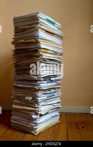 carta riciclata, documenti, pila di carta, carta riciclata, riciclaggio, documenti, pile di carta, documenti cartacei Foto Stock