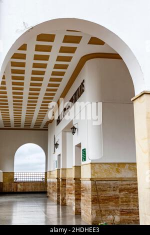 Facciata del santuario Basílica Santuario del Señor de Monserrate, sulla cima del monte Monserrate, è un santuario cattolico a Bogotá, Colombia, Sud Foto Stock