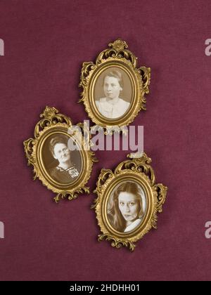 nostalgia, generazioni, genealogia, albero di famiglia, nostalgie, generazione, genealogie, alberi familiari Foto Stock