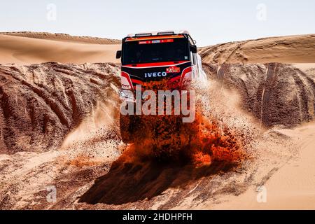 534 Bowens Igor (bel), Boerboom Ulrich (bel), Wade Syndiely (sen), Gregoor Racing Team, Iveco T-Way, T5 FIA Camion, in azione durante la tappa 5 del Rally Dakar 2022 intorno a Riyadh, il 6th 2022 gennaio a Riyadh, Arabia Saudita - Foto Frédéric le Floch / DPPI Foto Stock