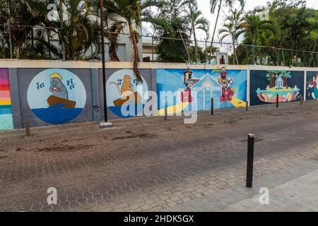 PUERTO PLATA, REPUBBLICA DOMINICANA - 12 DICEMBRE 2018: Murales colorati a Puerto Plata, Repubblica Dominicana Foto Stock