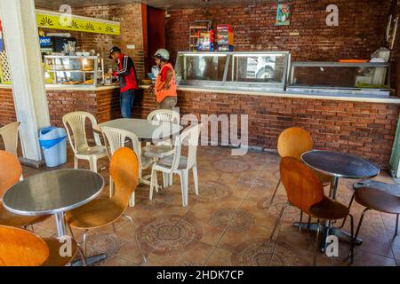 PUERTO PLATA, REPUBBLICA DOMINICANA - 13 DICEMBRE 2018: Interno di un ristorante a Puerto Plata, Repubblica Dominicana Foto Stock