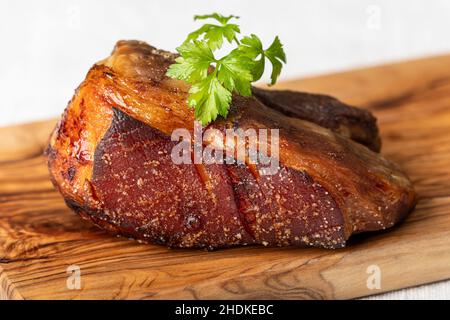 crosta, porzione di carne, arrosti di suini, croste, tagli di carne, porzioni di carne Foto Stock