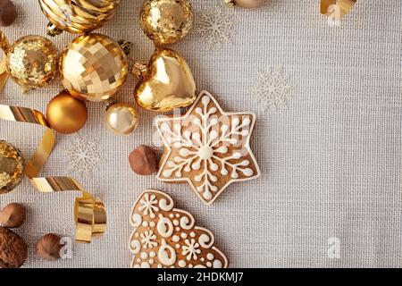 oro, decorazione di natale, decorazioni di albero di natale, goldens, decorazioni di natale, baubles, ornamento di natale, decorazione dell'albero di natale, Foto Stock