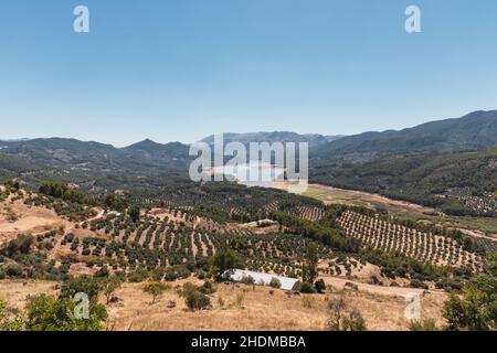 Palude di El Tranco a Hornos, Sierra de segura, Jaén, Andalusia, Spagna. Foto Stock